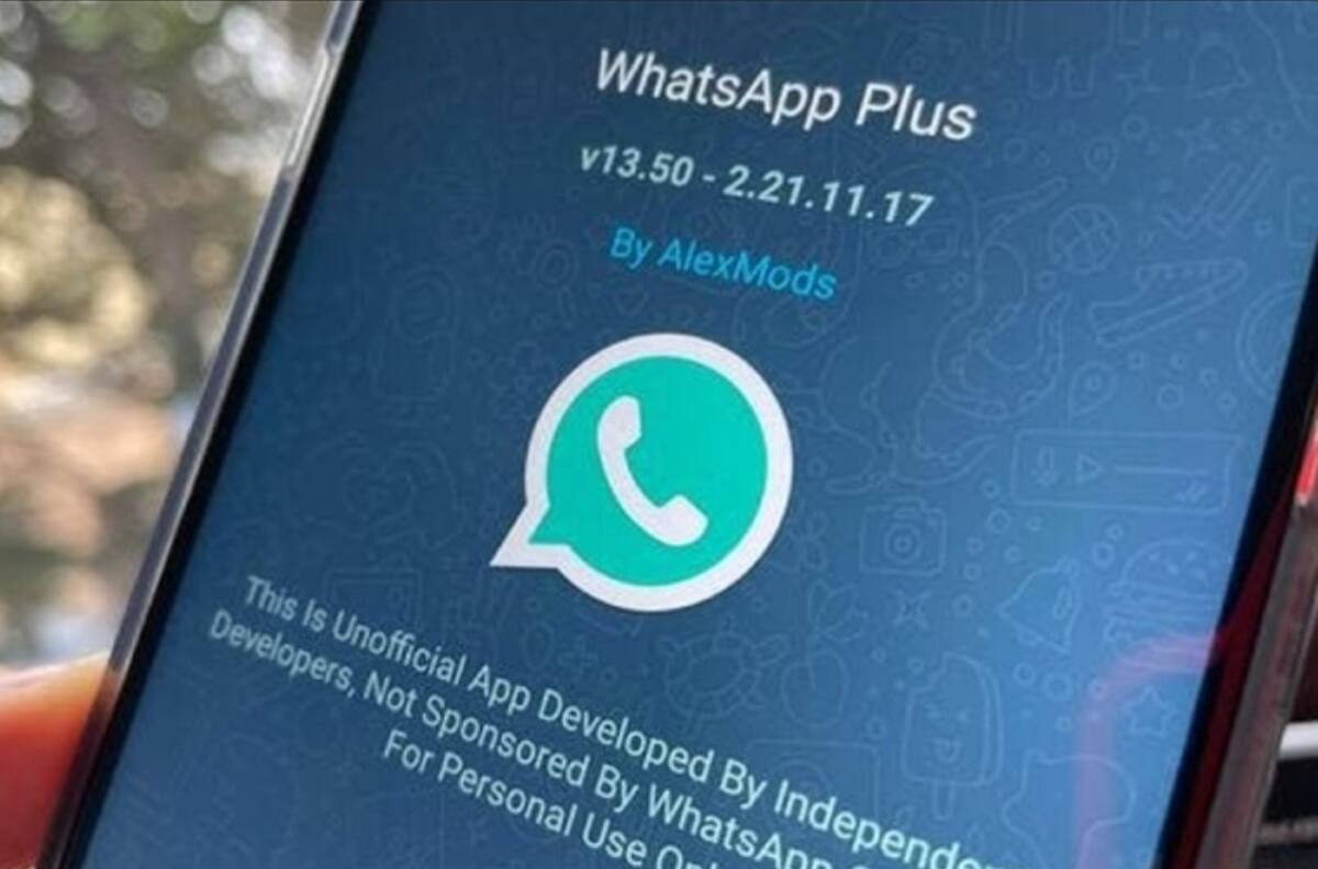 ¿Qué es WhatsApp Plus y cómo podría dañar tu celular, además de poner en riesgo toda tu información?