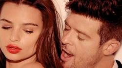 Emily Ratajkowski revela poderosa razón para callar el acoso sexual de Robin Ticke