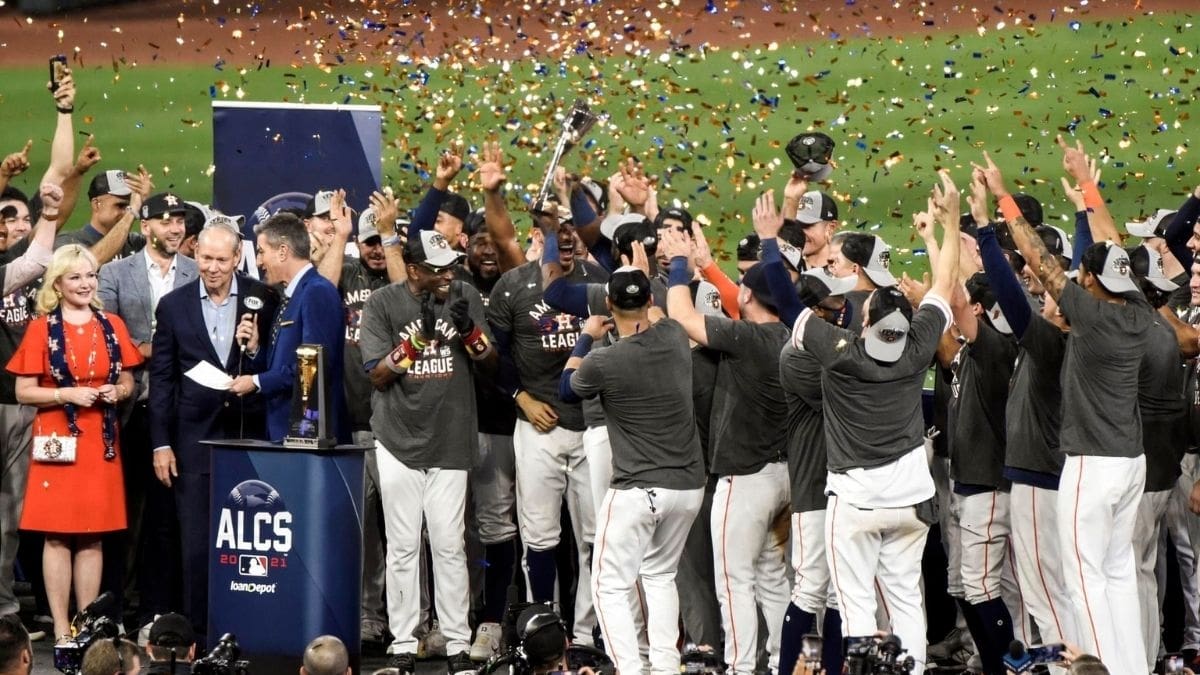 El fanático estadounidense que ganó ocho cifras por apuesta en Serie Mundial de Beisbol