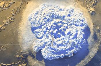 Detectan nueva "gran erupción" volcánica en Tonga