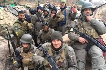 Mexicanos se suman a las tropas del ejército ucraniano para combatir a Rusia