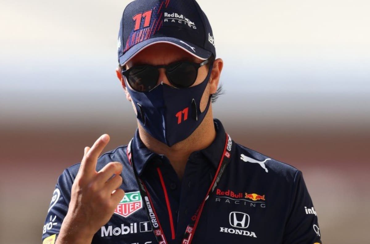 Checo Pérez festeja la pole de Red Bull: Lo principal era apoyar a Max
