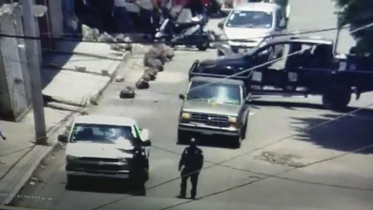 Reportan dos heridos, uno de bala, durante trifulca en casilla del Valle de Chalco, Edomex