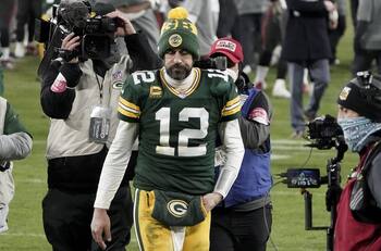 Packers encienden alarmas por ausencia de Aaron Rodgers ante Chiefs