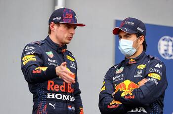 Video | Max Verstappen intenta imitar el acento de Checo Pérez