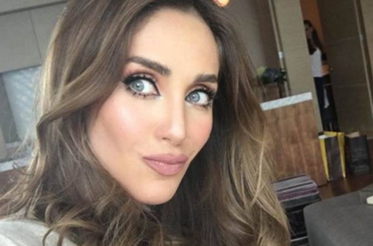 Anahí disfraza a sus hijos con el uniforme de "Rebelde" y sus fans no pueden con la ternura