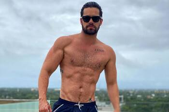 Eleazar Gómez regresa a vivir con su mamá y dicen que lo mantienen