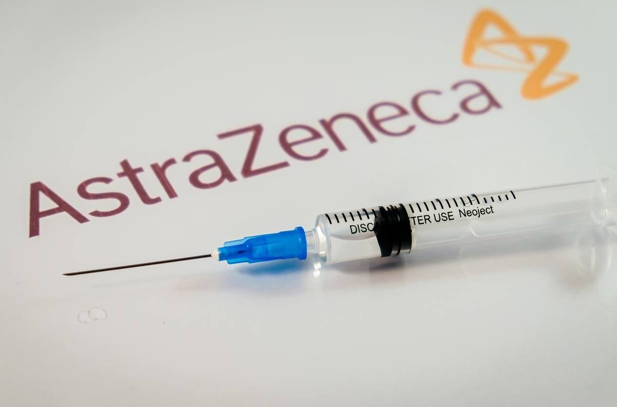 Gobernador de Querétaro: AstraZeneca sólo venderá vacunas anticovid si se compran 20 millones de dosis