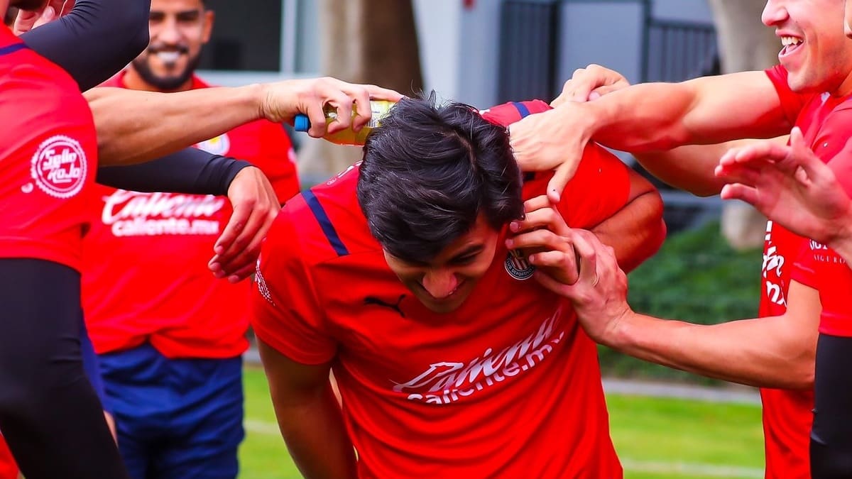 Chivas: José Juan Macías con números positivos en la Liga MX