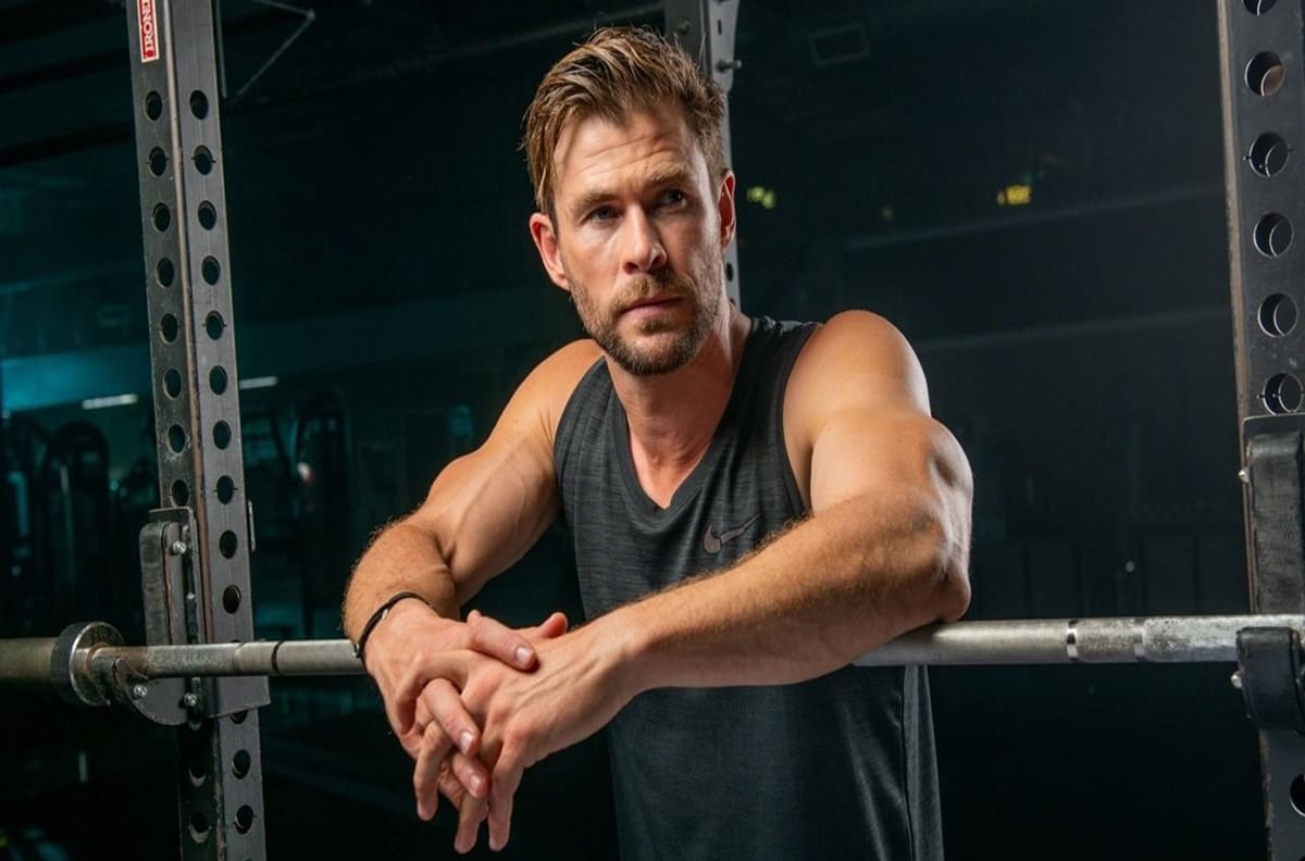 ¿Por qué los músculos de Chris Hemsworth se han convertido en un problema para el actor?