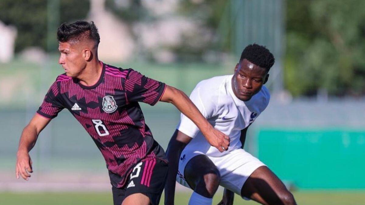 Benjamín Galdames entre los futbolistas más destacados de México en el Maurice Revello 2022