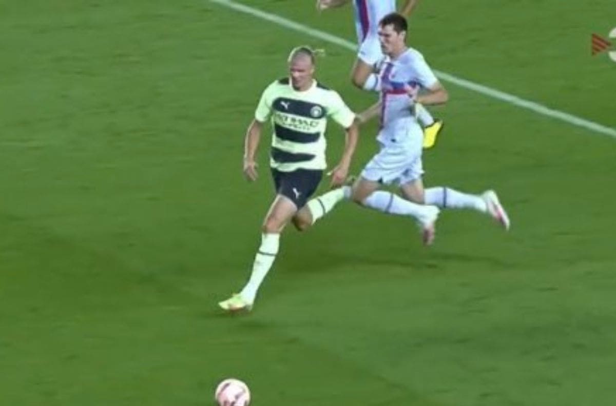 VIDEO | El polémico penal de Erling Haaland que definió el FC Barcelona vs Manchester City