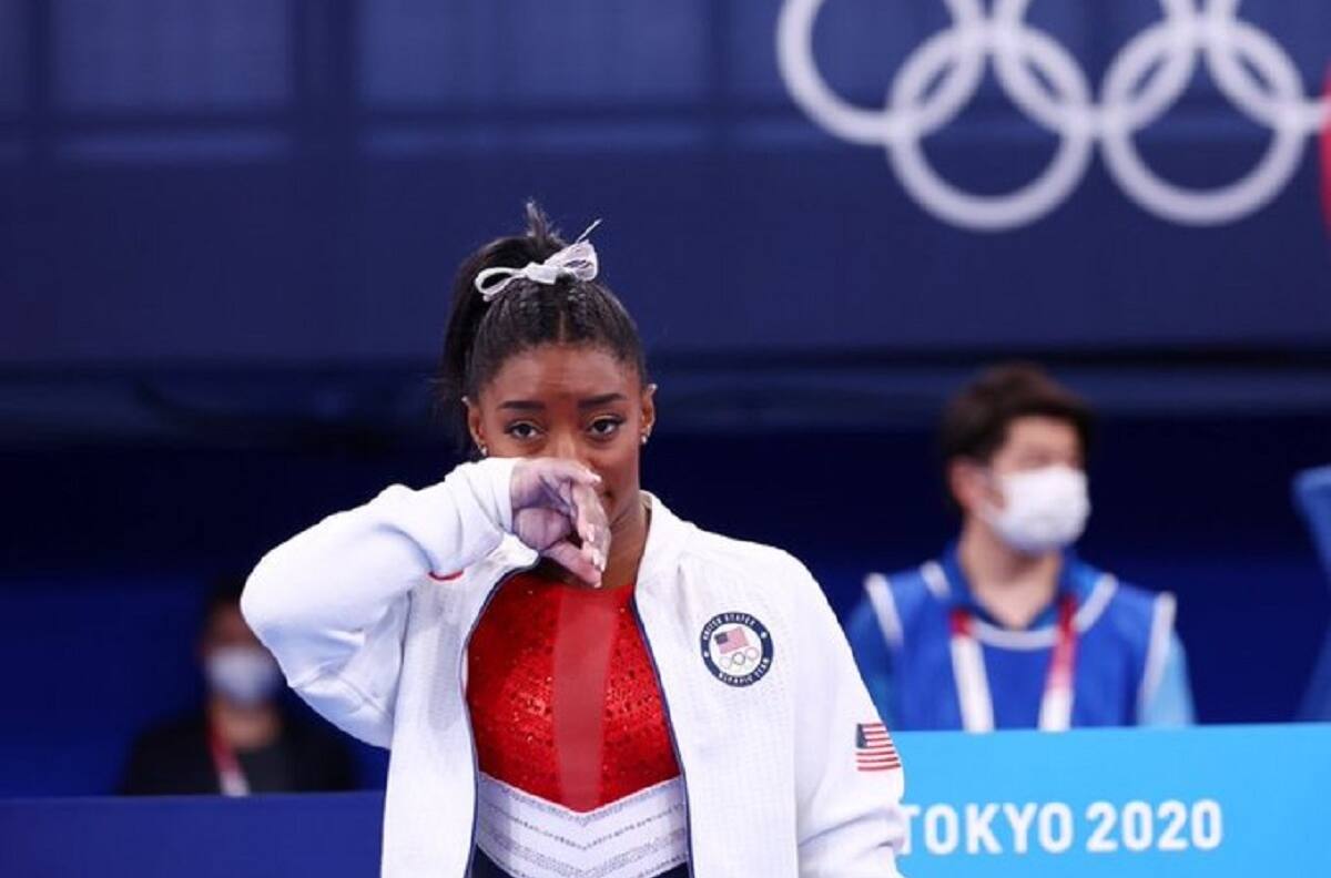 "Es más difícil ser atleta mujer, rezan por tu caída": Simone Biles