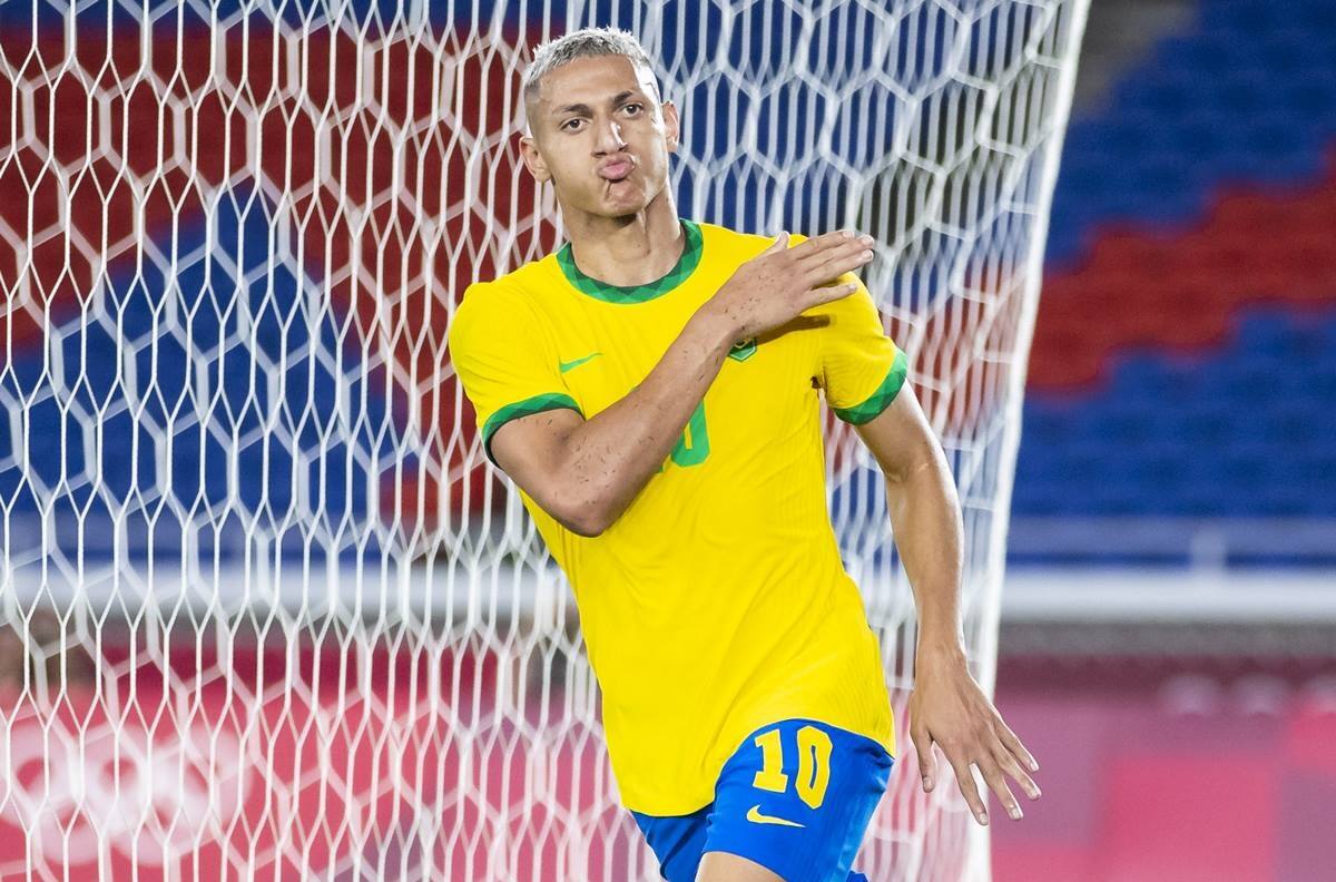 Brasil vs Túnez: Otra estrella carioca sufrió racismo en partido amistoso