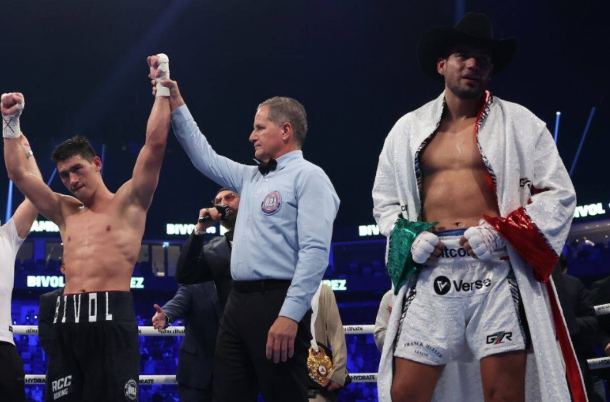 Leyenda del boxeo afirma que el 'Zurdo' Ramírez se arrugó frente a Dmitry Bivol