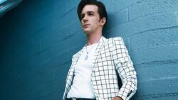 Drake Bell fue aplastado por mexicanos en Monumento a la Revolución