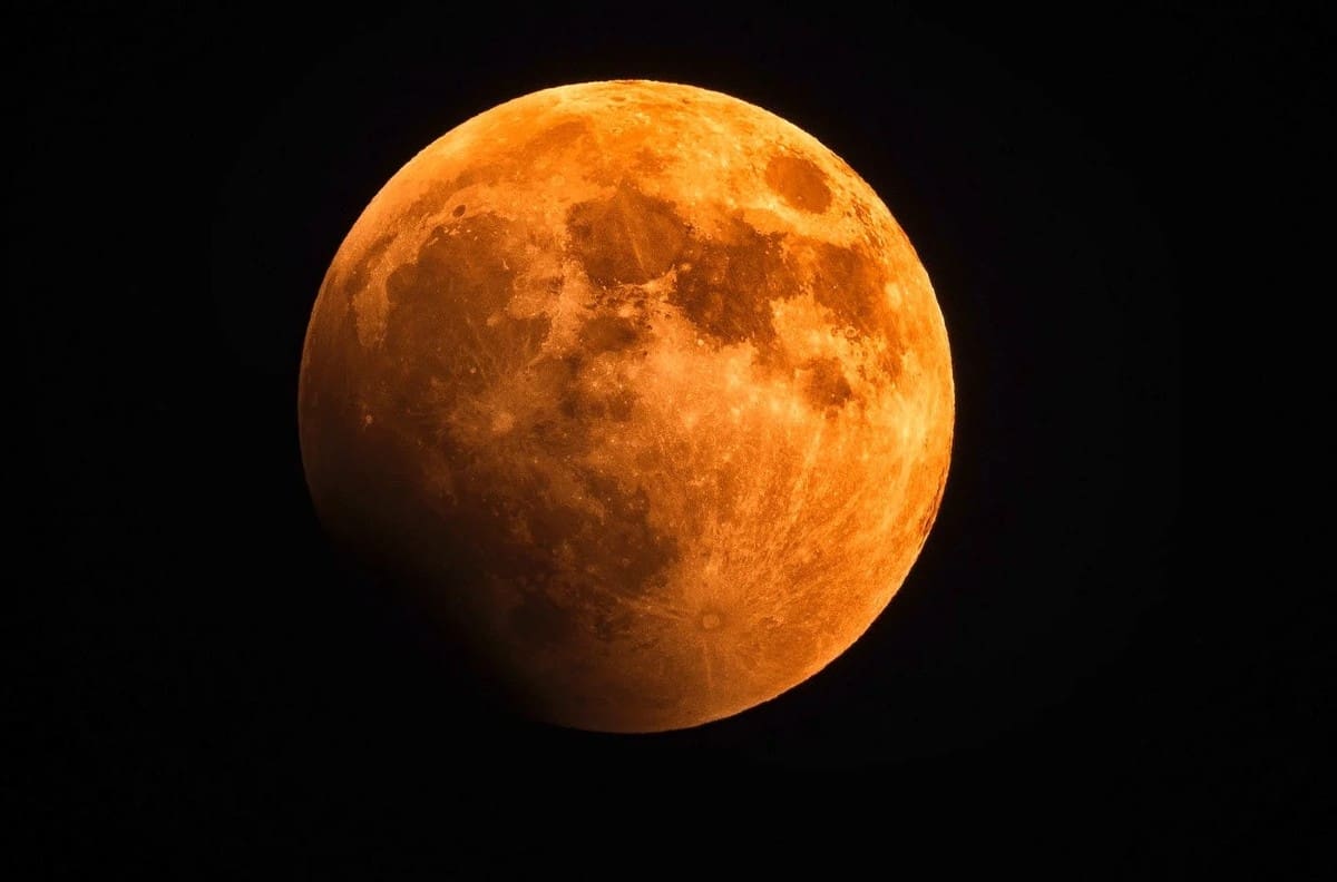 Eclipse lunar: Estos son los signos más afectados