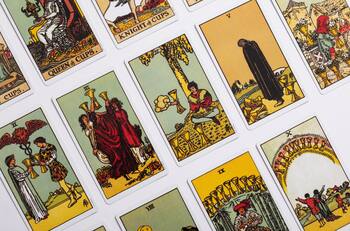 Tarot gratis para el 22 de abril: Estas son las predicciones de salud, amor y dinero