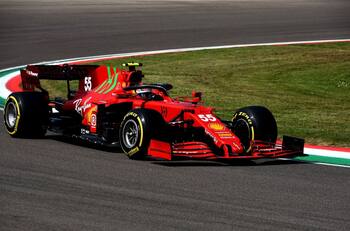 Carlos Sainz está esperanzado pese a largar desde boxes en Turquía