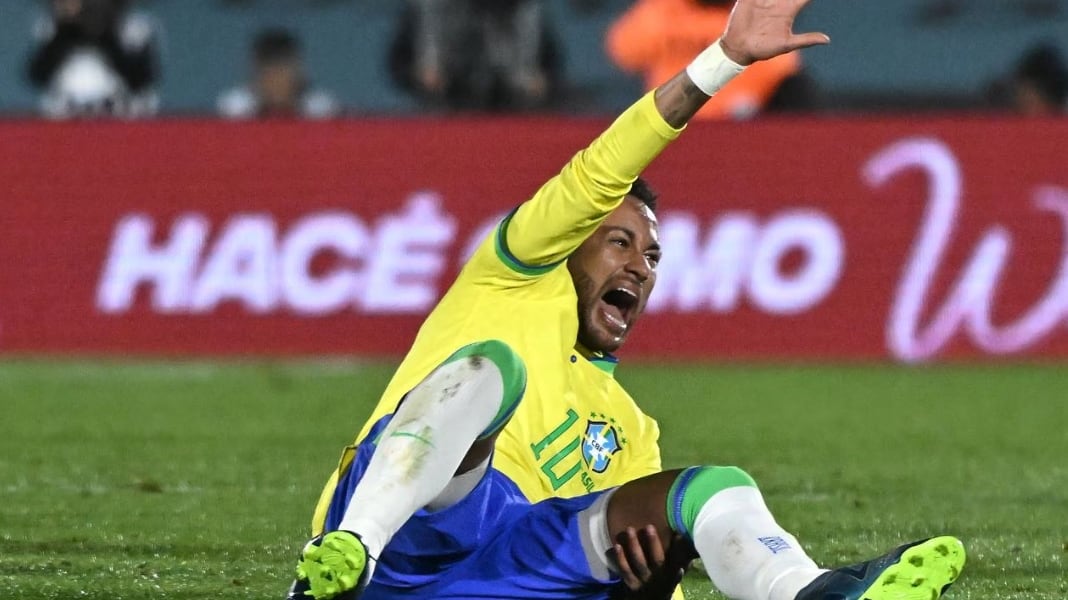 Neymar lesión Uruguay