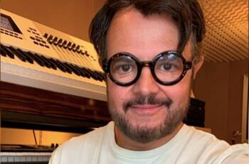 Aleks Syntek se retracta y asegura que sí podría cantar reggaetón