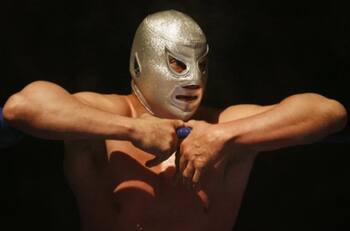 Black Shadow ll reta al Hijo del Santo a una lucha de apuestas