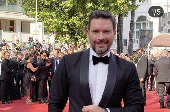Julián Gil incendia las redes sociales con una foto sexy