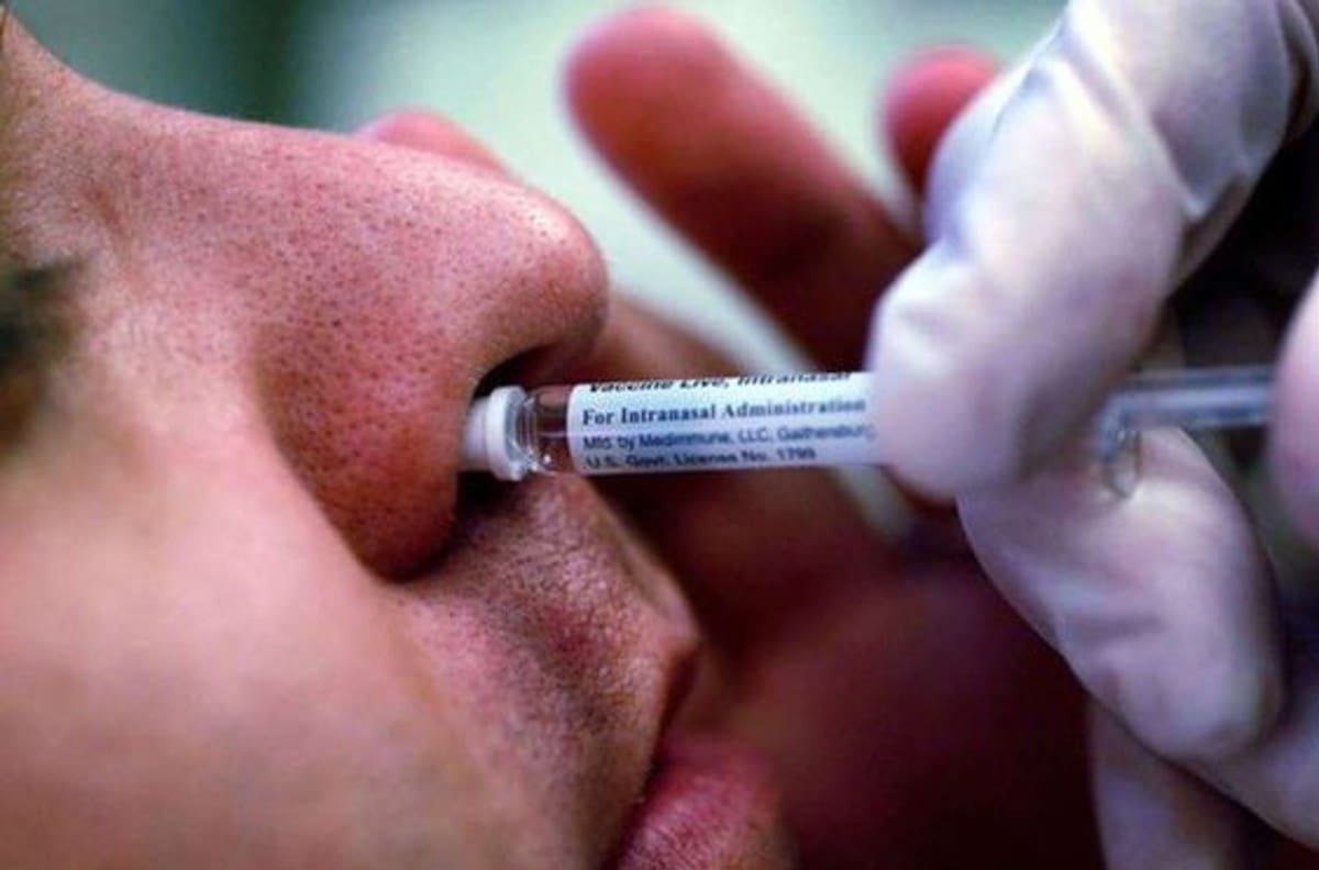 Salud: Aprueban vacuna inhalada contra el Covid-19