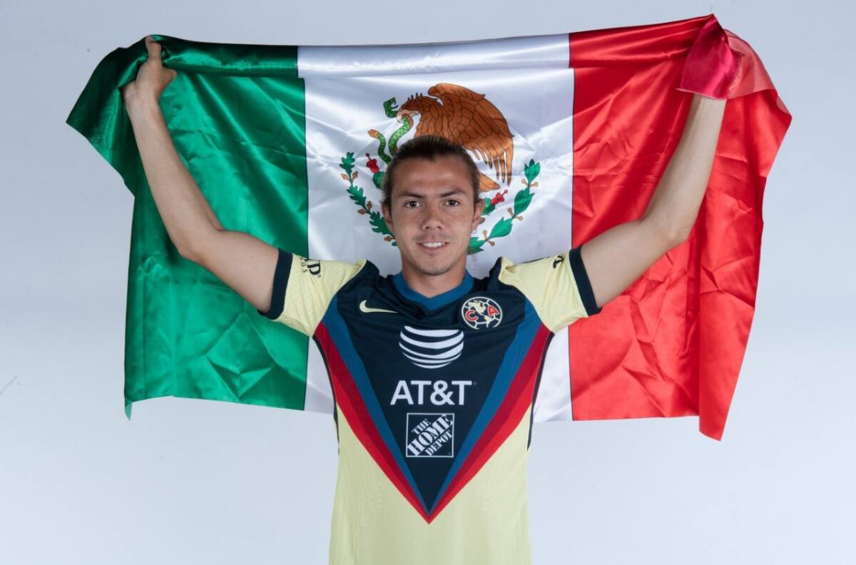 Sebastián Córdova: El desarrollo que ha tenido el jugador de América lo ha colocado en la historia