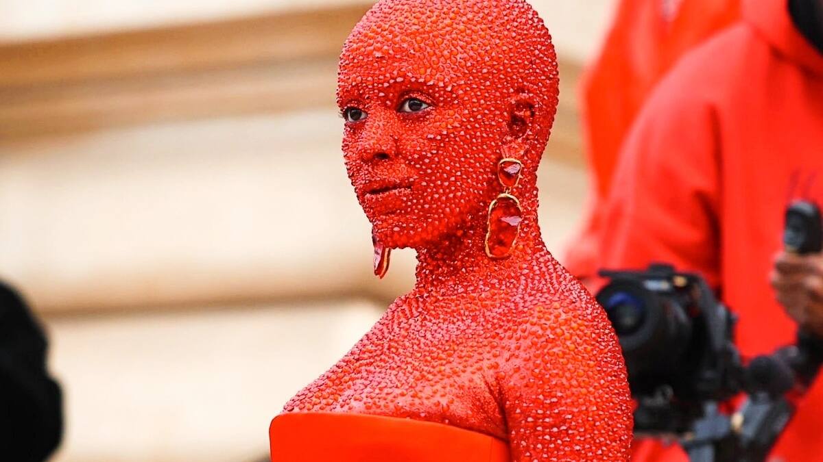 Doja Cat: Este fue el increíble look de la cantante en la pasarela de Schiaparelli