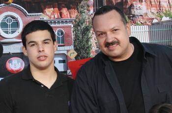 Pepe Aguilar da empleo a su hijo José Emiliano tras haber estado en prisión