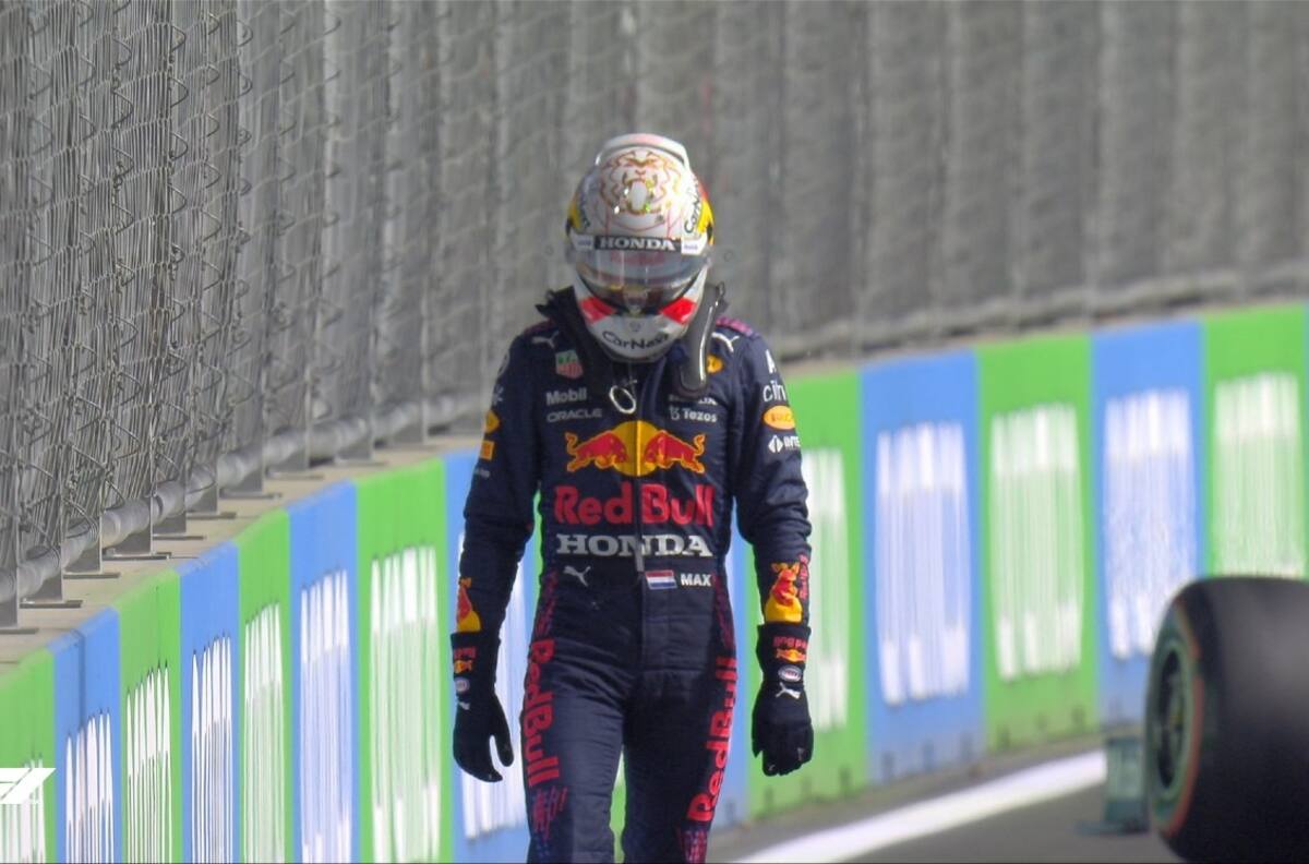 Max Verstappen choca, Lewis Hamilton se queda la pole y Checo saldrá quinto en Arabia Saudita