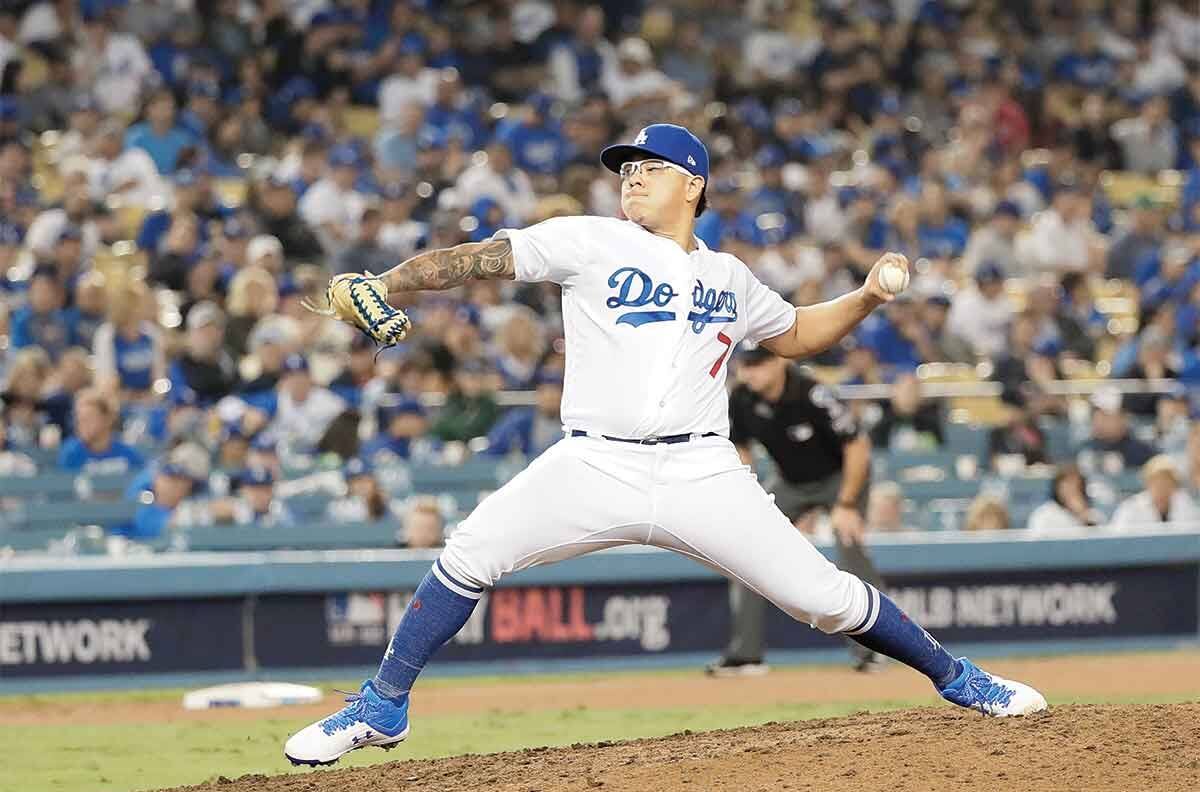 Julio Urías y Urquidy brillaron en "noche mexicana"