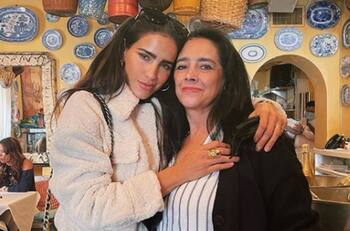 Bárbara de Regil celebró su cumpleaños y advirtió otro cabezazo a su mamá
