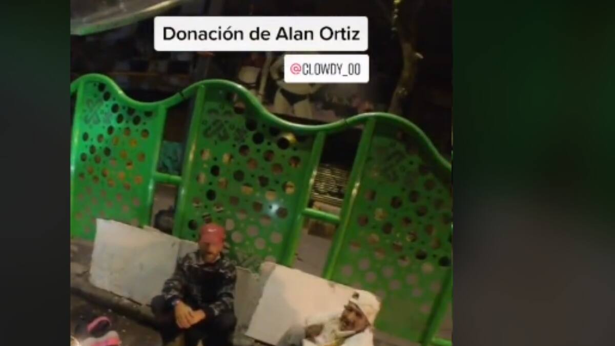 Regala comida a los más necesitados y se vuelve viral en TikTok