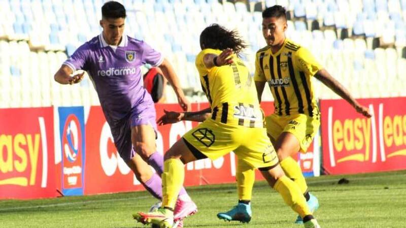 El Clásico Penquista entre Deportes Concepción y Fernández Vial fue reprogramado por culpa de Sin Bandera. Crédito: @dconceoficial.