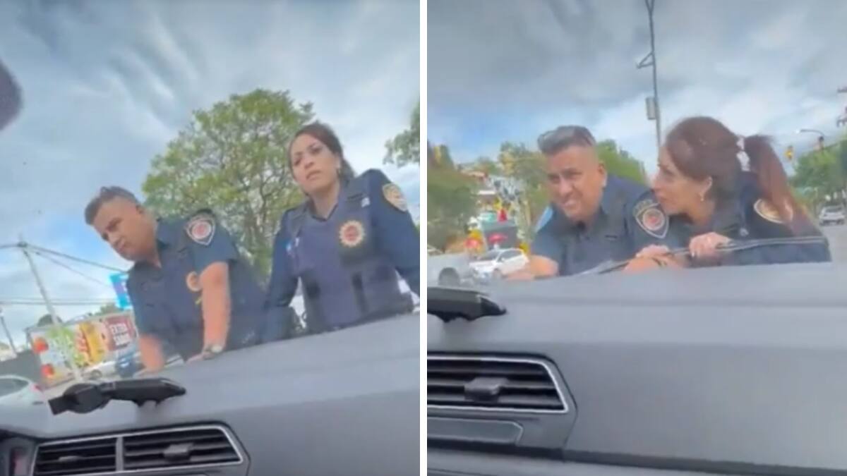 Captan a jóvenes arrastrando a policías con su auto y se viralizan| VIDEO