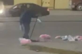 Video: Vendedor tira sus algodones de azúcar porque nadie le compraba