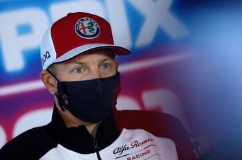 Raikkonen dio positivo a Covid y es sustituido por Robert Kubica