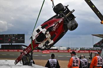 F1: La millonaria cifra que costará reparar el monoplaza Guanyu Zhou