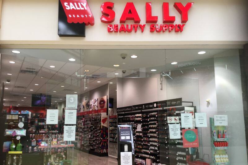 Usuarios piden 'cancelar' la tienda Sally Beauty.