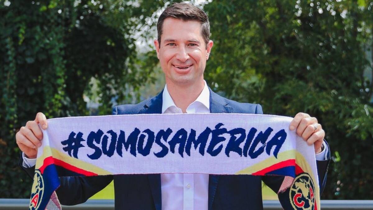 Craig Harrington nuevo entrenador de América femenil se vio involucrado en un escándalo de sexismo y racismo en su anterior equipo
