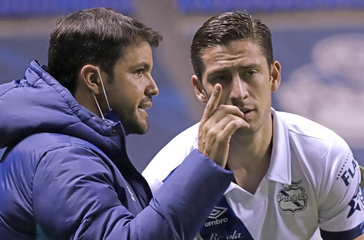 Santiago Ormeño volvería a la titularidad en Puebla ante Atlas