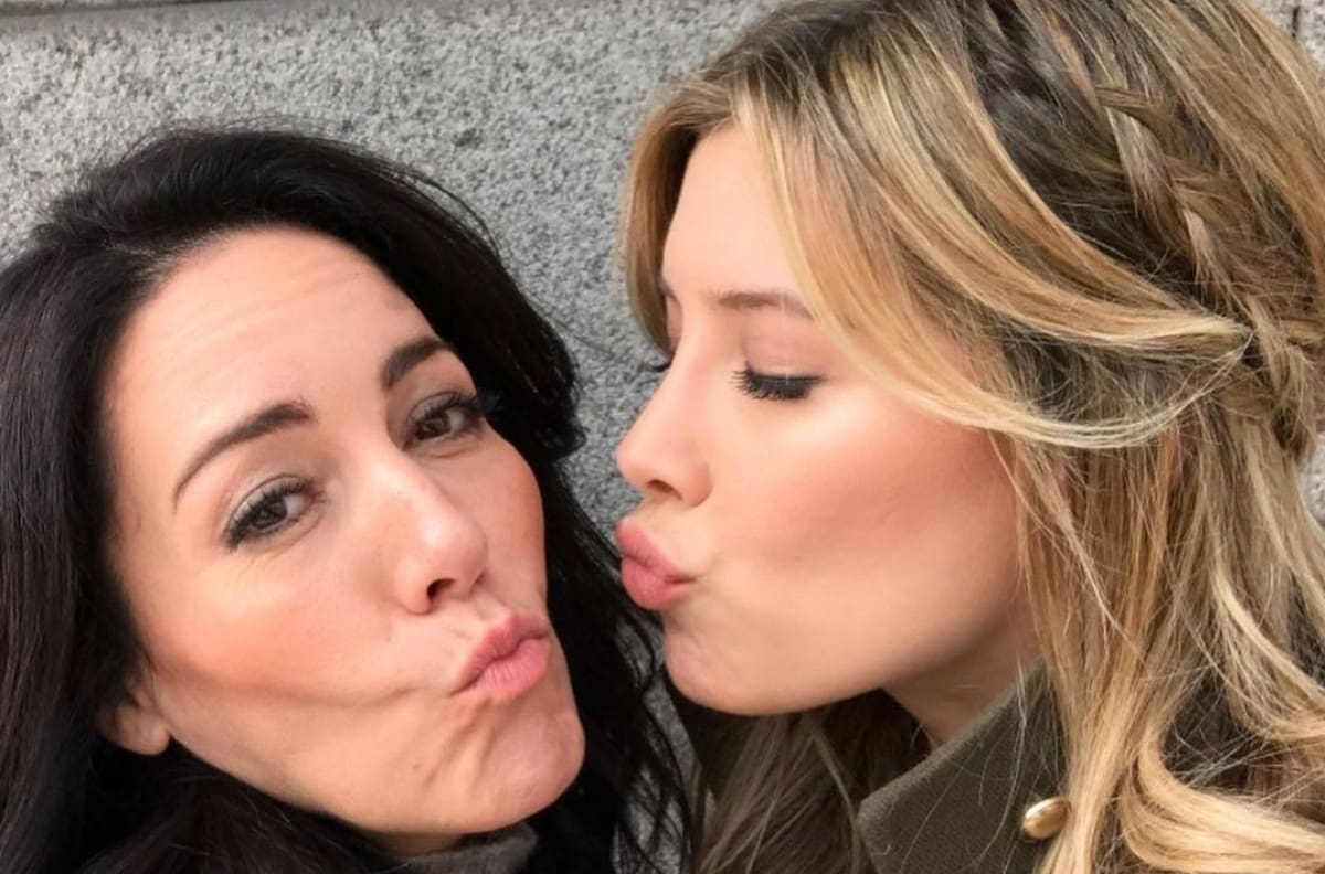 Michelle Salas apoya a su mamá Stephanie Salas en MasterChef Celebrity