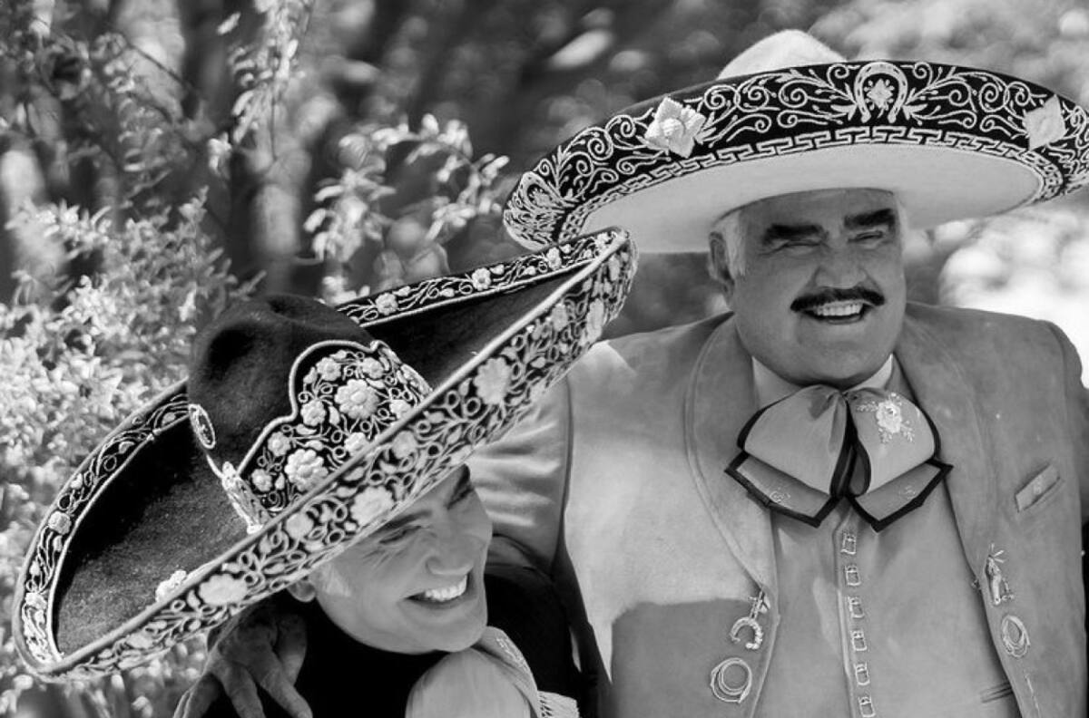 ¿Vicente Fernández desheredó a Alejandro?