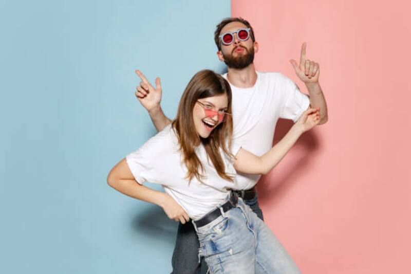 Teoría de las relaciones en abril.