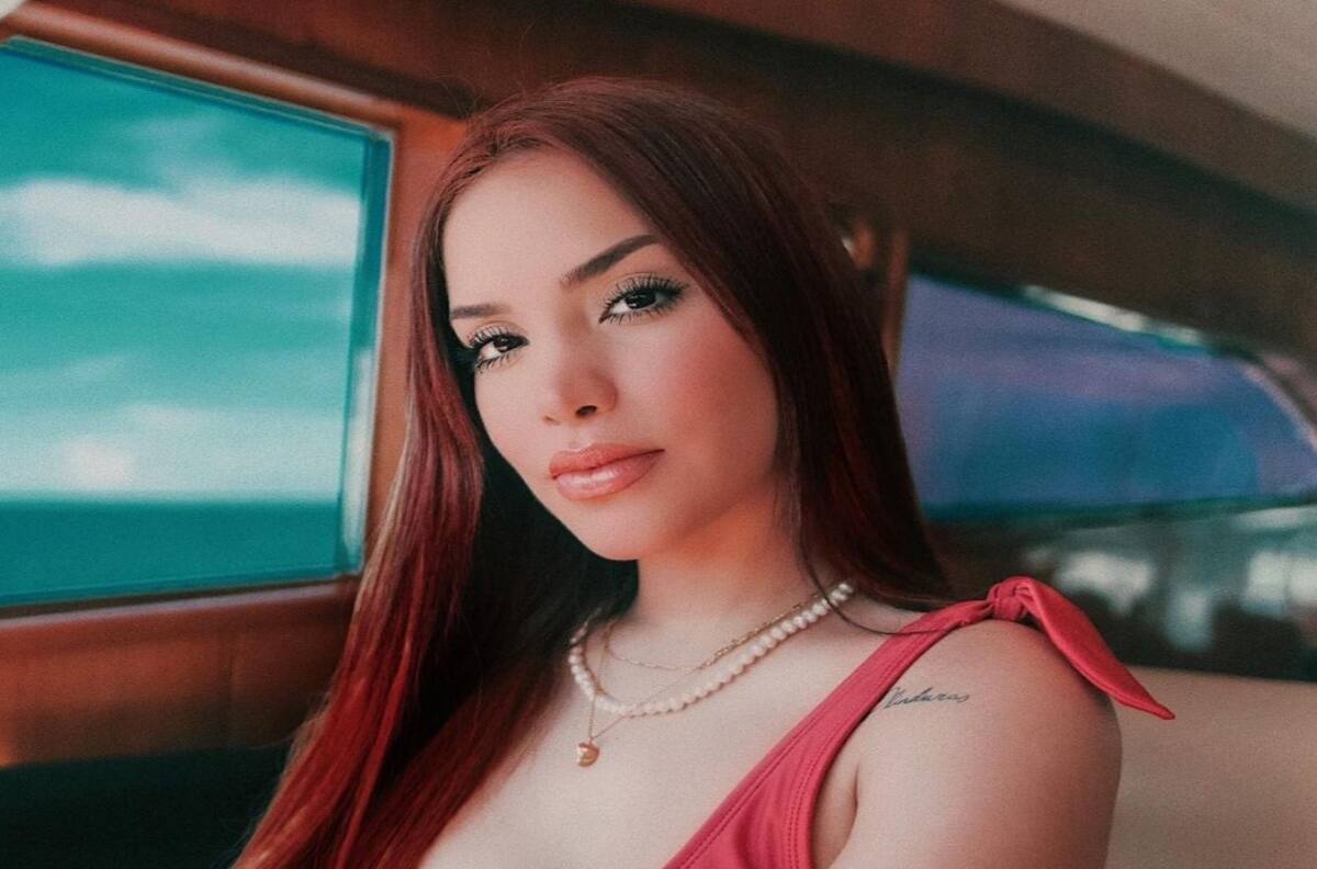 Kimberly Loaiza es la reina de YouTube con más de 30 millones de suscriptores
