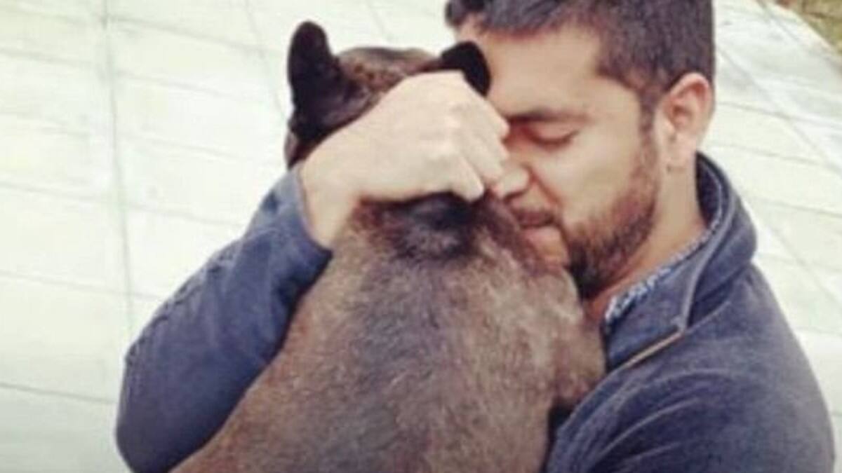 FOTOS | "Los finales felices sí existen" Joven recuperó a su perrito que había sido robado en un asalto