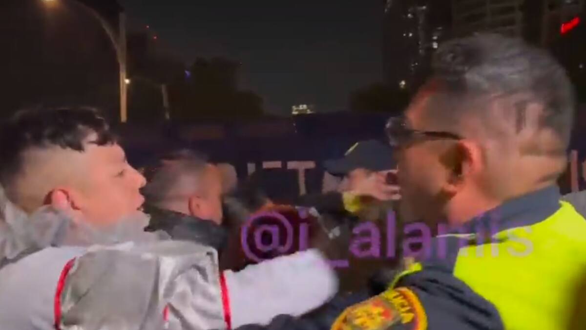 VIDEO| Caravana de Día de Muertos termina en golpes