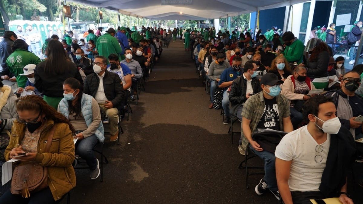 ¿Tienes 40 años o más? Abren registro para dosis de refuerzo contra covid-19